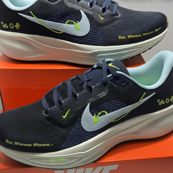 Nike Air Zoom Winflo 9 Premium Mens Running Shoes Brethable Trainers Sz 12 NEW - Picture 2 of 13